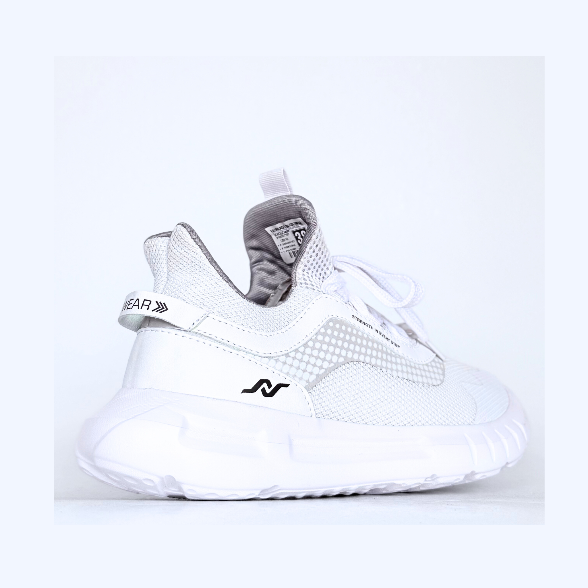 FLY BLANCO
